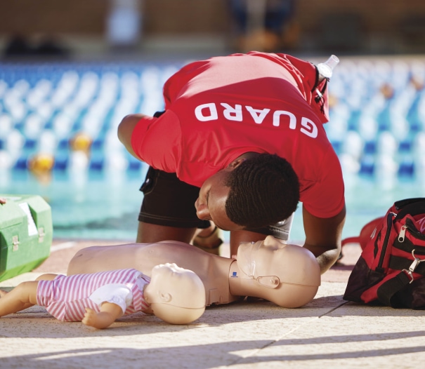 2022-10-21_Aquatics_Lifeguards_03074_01_CMYK_(1)-min.jpg